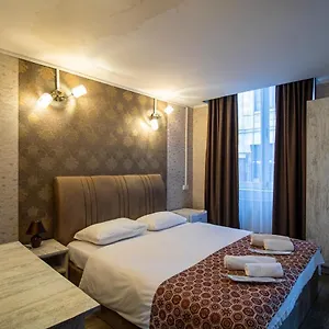 hotelharmony.alltbilisihotels.com/